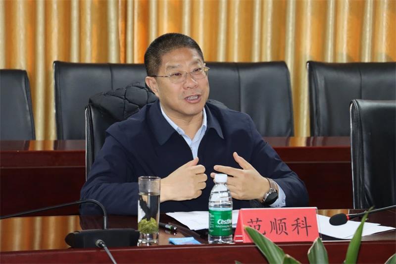 中國有色金屬工業協會黨委副書記范順科一行蒞臨明泰鋁業調研