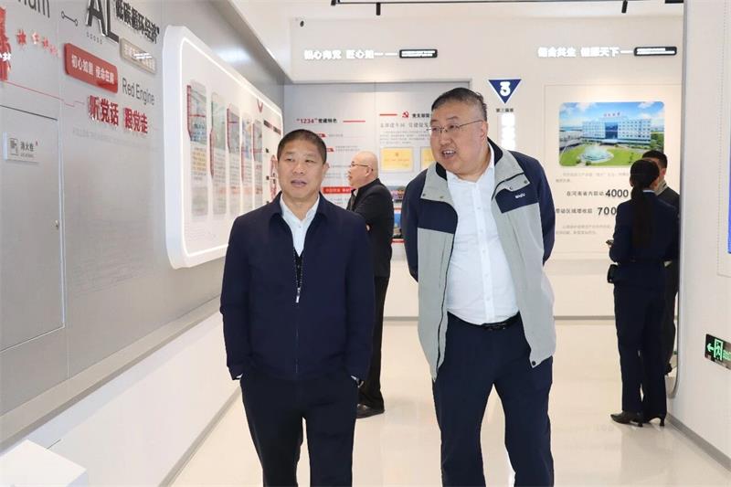 中國有色金屬工業協會黨委副書記范順科一行蒞臨明泰鋁業調研指導