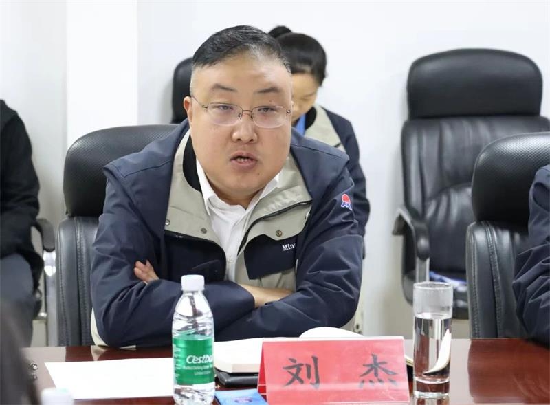 中國有色金屬工業協會黨委副書記范順科一行蒞臨明泰鋁業調研指導